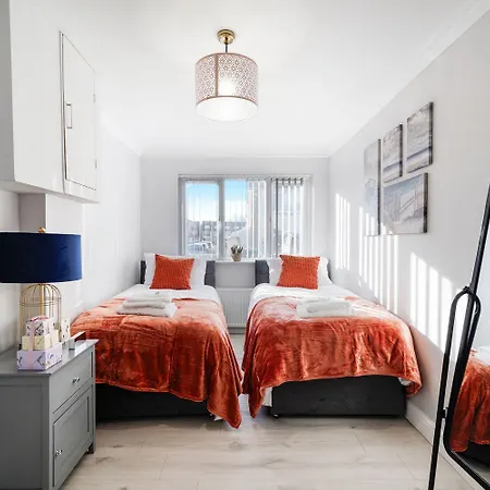 Spacious, 4 Bed, Garden, Parking, Excel London Exterior photo