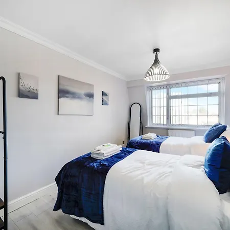 Spacious, 4 Bed, Garden, Parking, Excel London Exterior photo